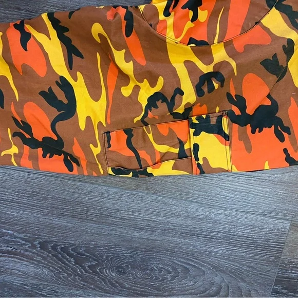 Camouflage Cargo Pants in Orange and Brown Fall sale - Picture 7 of 10